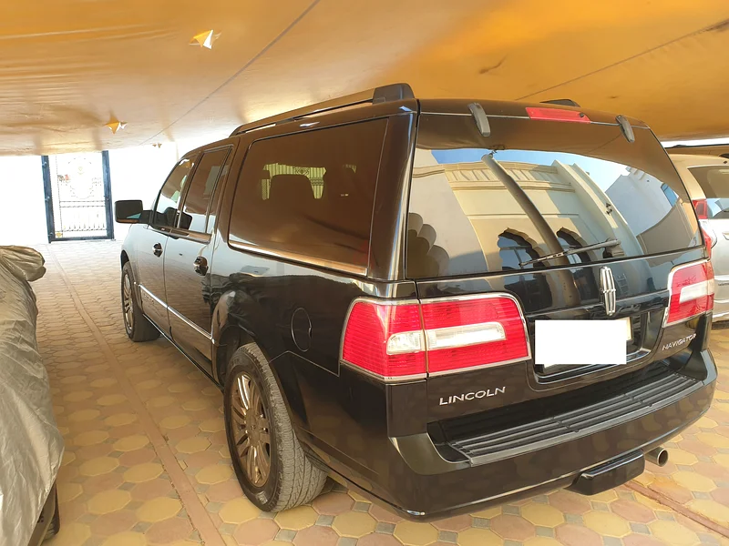 Well Maintained Lincoln Navigator Low Kms63491341118211113