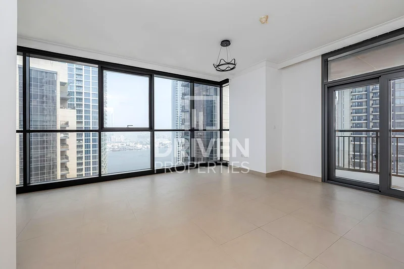 Spacious | High Floor with Burj and Sea View64027639884163112