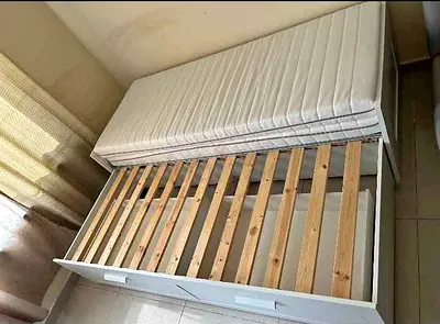 ‎Ikea brimness Day bed frame with 2 big storage drawers underneath and with 2 Ikea mattresses is ava