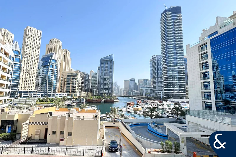 Studio Apartment | Marina View | Upgraded64038572014594112