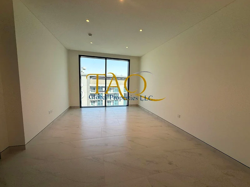 Large Layout | Flexible Payment | Upper-Level Unit64017179998211113