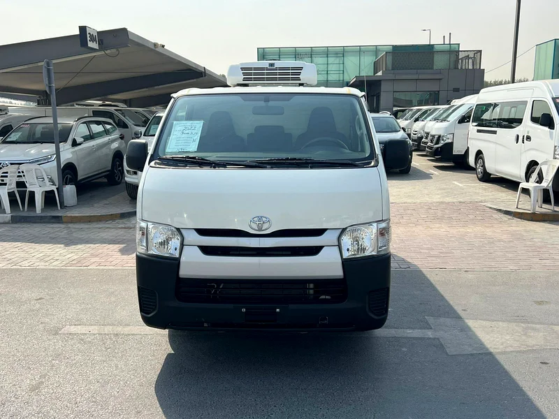 2022 Toyota Hiace Chiller Thermoking63401318343683111