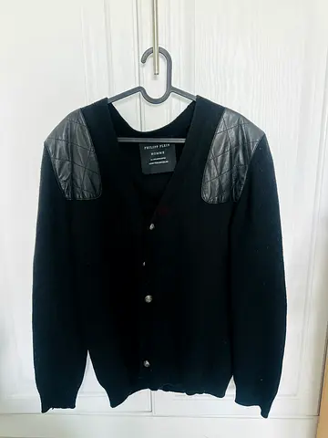 Philipp Plein Elegant Black Cardigan - Perfect for Any Occasion!