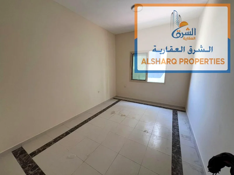 غرفة ومنزل منفصلان في الروضة 3، عجمان، للإيجار السنوي. منطقة ممتازة مع شرفة رائعة.63719426154498111
