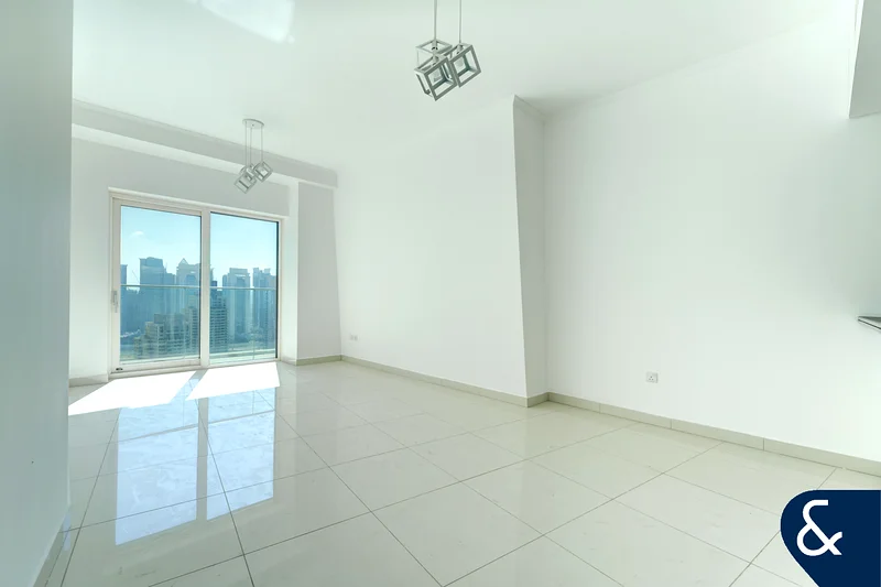 3 غرف نوم + خادمة | شاغرة | إطلالة كاملة على المارينا64040470160513113