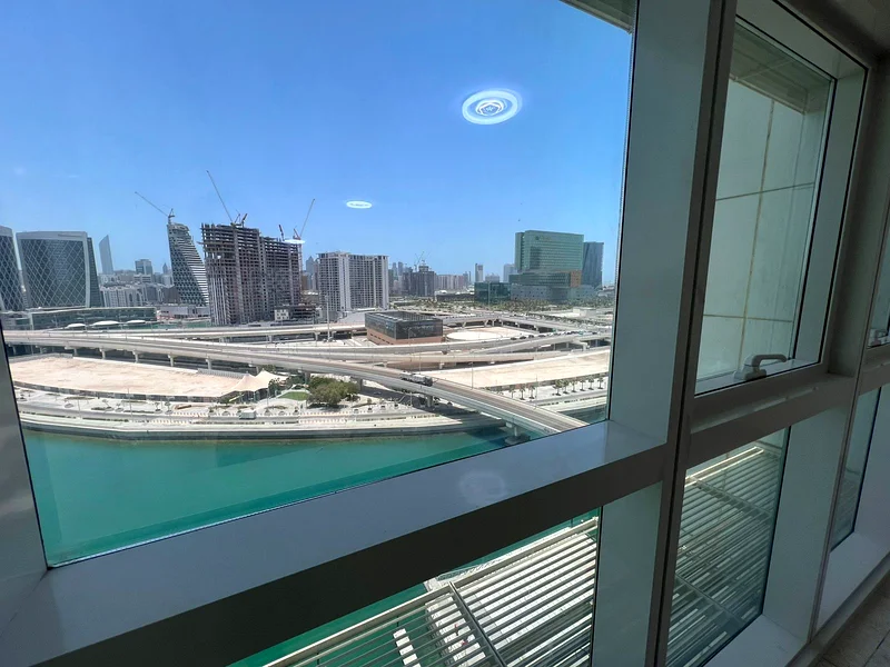 Sea View | Spacious 2bhk | High ROI63845834389763110