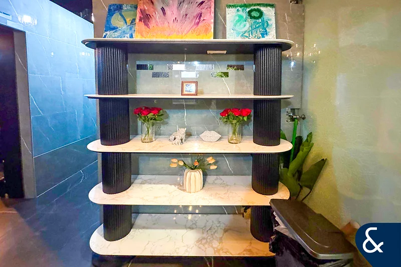 Rented | Large Unit |  Prime Location63823604465795113