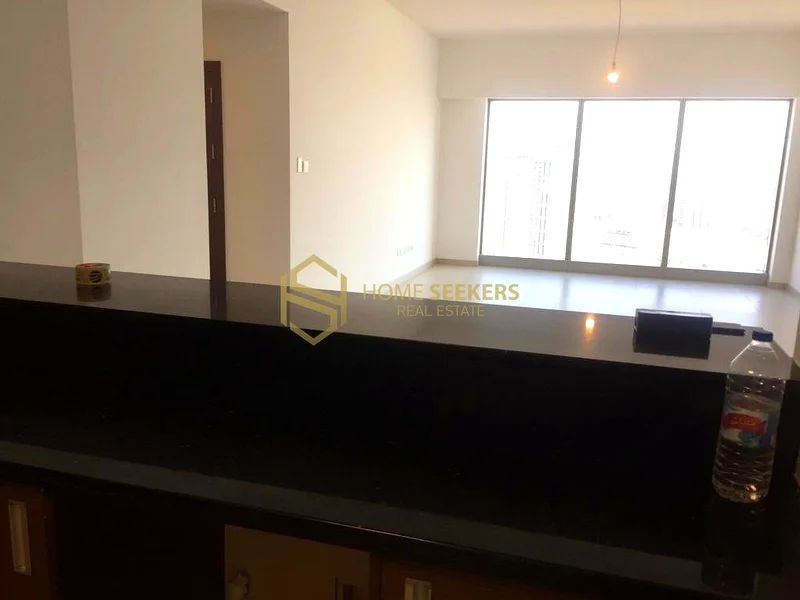 Rent Refund | Exclusive Living | Book Now Today63846666423809112