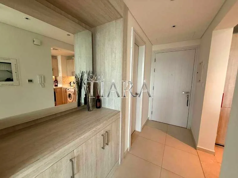 High Floor  |  Side/Partial Sea View | High ROI64008261266562113