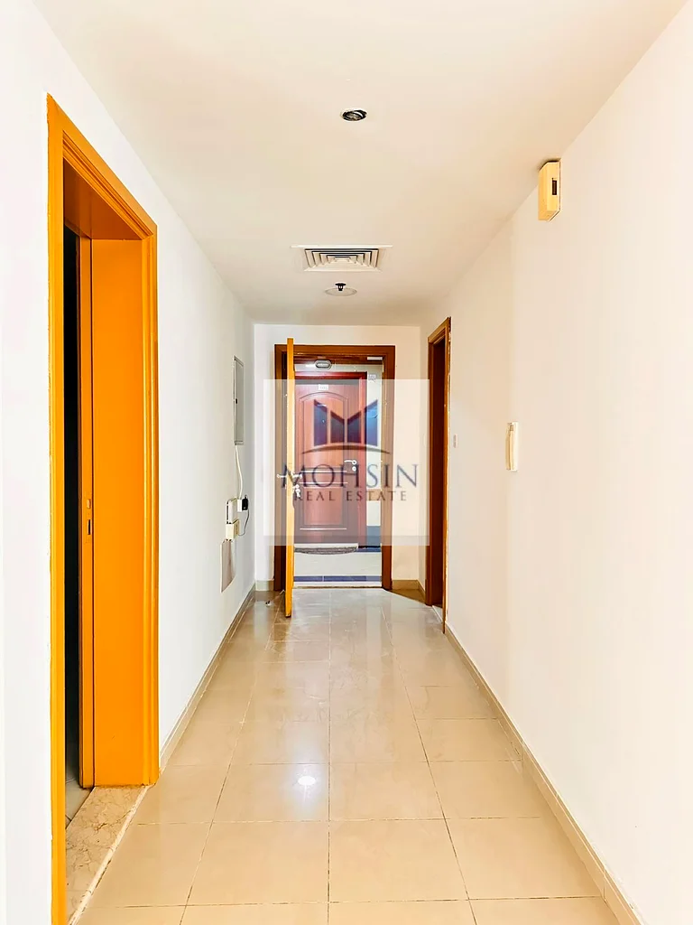 2 BHK FOR SALE IN HORIZON TOWER GOOD DEAL63869924483587112