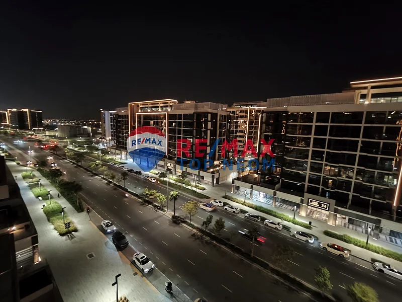 Prime location | Boulevard view| Great Investment63977657256322110