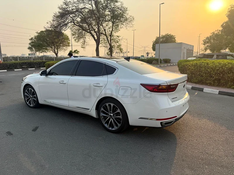 KIA KADENZA 2018 MODEL GCC FIRST OWNER FULL OPTION ACCIDENT FREE63482219274753113