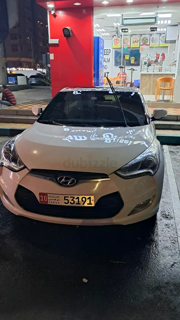 Hyundai veloster63406906268417112