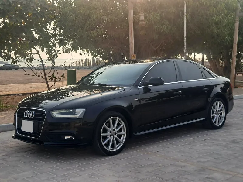 AUDI A4 V4 2.0L SLINE FULL OPTION LOW MILEAGE63232137024770112