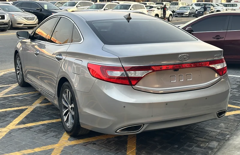 Hyundai Grandeur 201263406897697538114