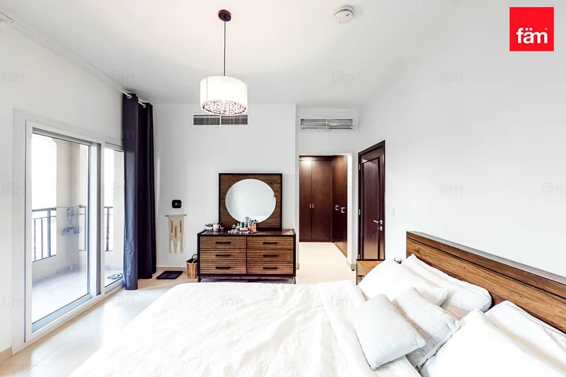 3BD+Maid | Direct access to Amenities | Single Row63915483382273113