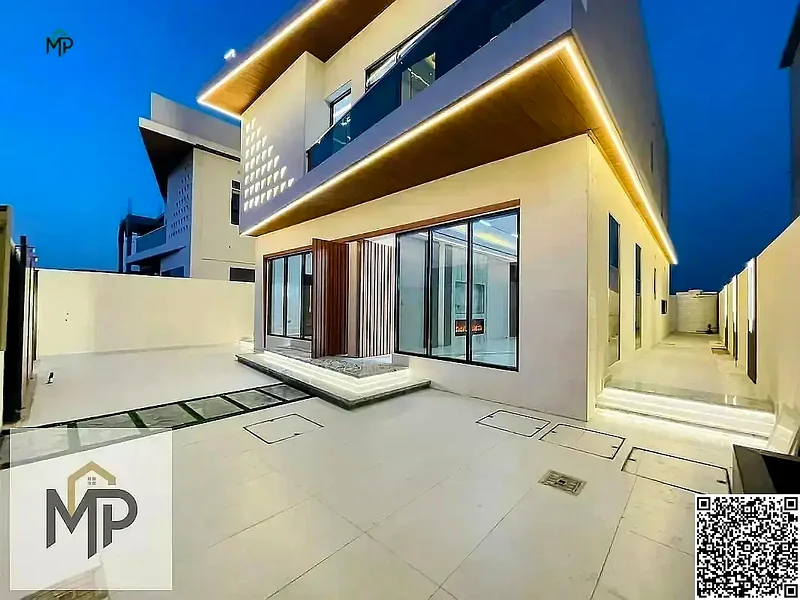 فرصة ذهبية بتشطيبات مميزة وتصميم ممتاز في منطقة الحيليو 2 مقابل مجتمع آزها، وبسعر يشمل التسجيل63894219468035113
