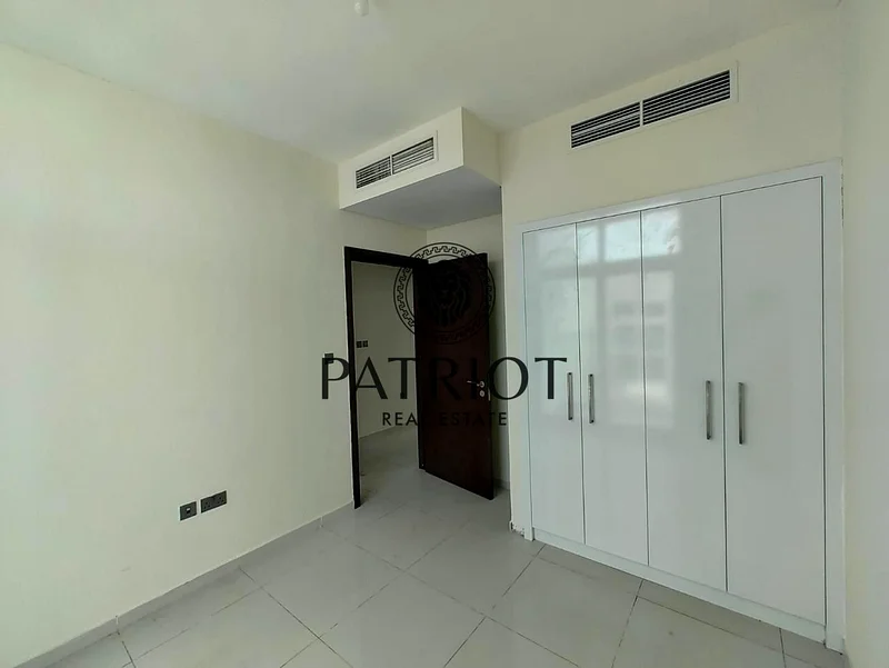 investor deal / 3 BHK Townhouse / b2b/ multiple64003832400642112