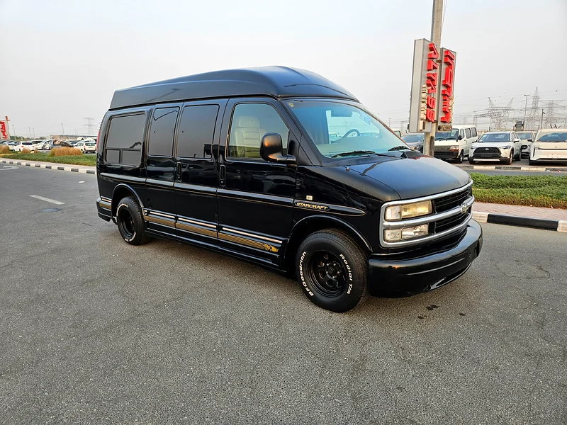 CHEVROLET EXPRESS STARCRAFT JAPAN IMPORTED63489451963138110