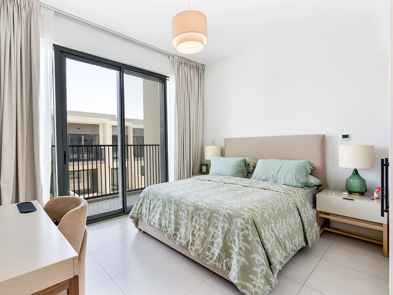 Genuine Resale | Rented | Exclusive | Single Row63950329475458111