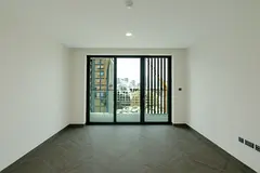Brand New | Low Floor | White Good | Close to Exit
