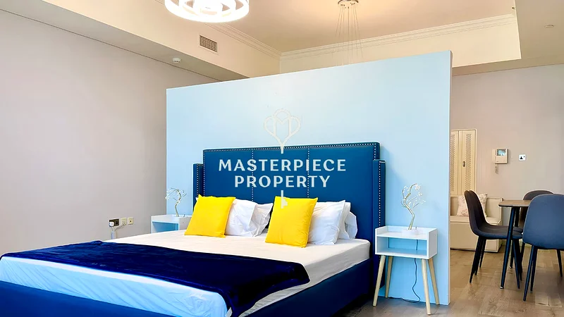 Waterfront Comfort | Hydra Living | Sea Escape63842629194627114