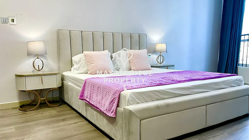 Waterfront Comfort | Hydra Living | Sea Escape63842629194627113
