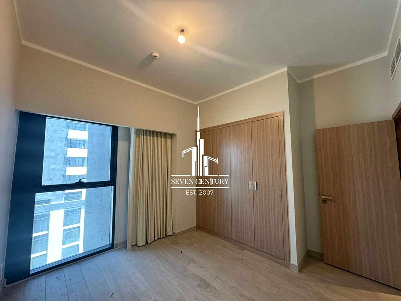 Corner Unit | Open View | Vacant63977657301891113