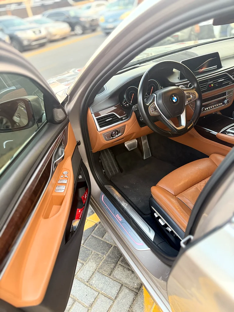 740Li-GCC-fulloption- 2000 aed monthly with 0 downpayment63411931335553114