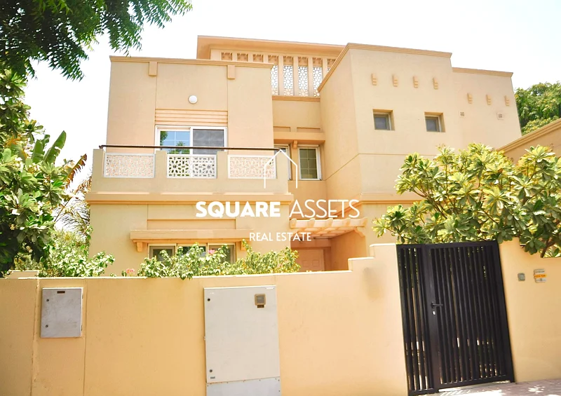 Full Lake View | Fully Upgraded | 4BR + Maids63654978768513110