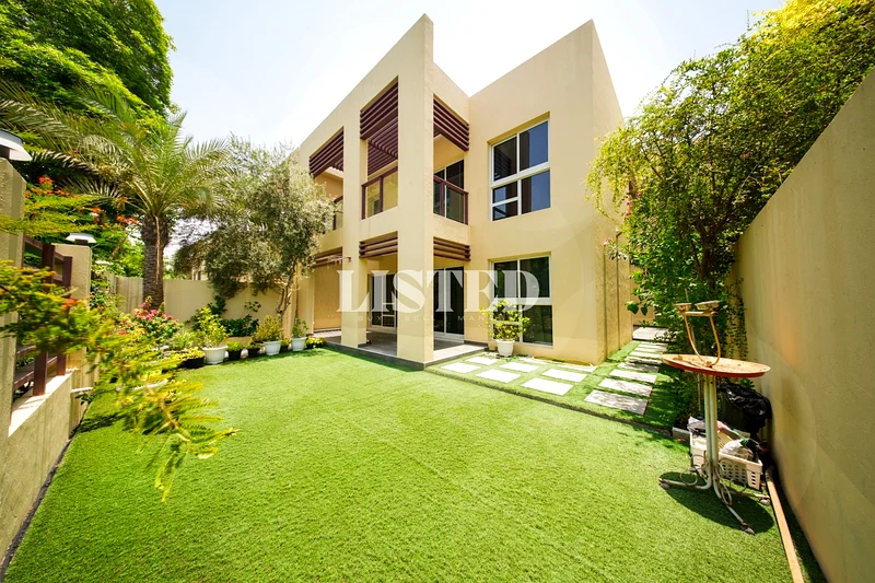 Renovated 3BHK plus Maids | Waterfall | Beach Access63813947580930110