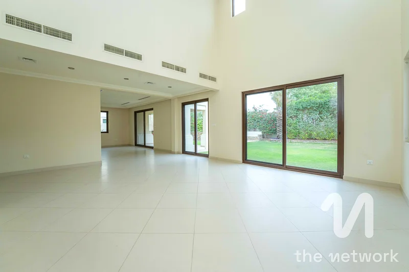 Vacant | Single Row | Rare Unit63726391840514112