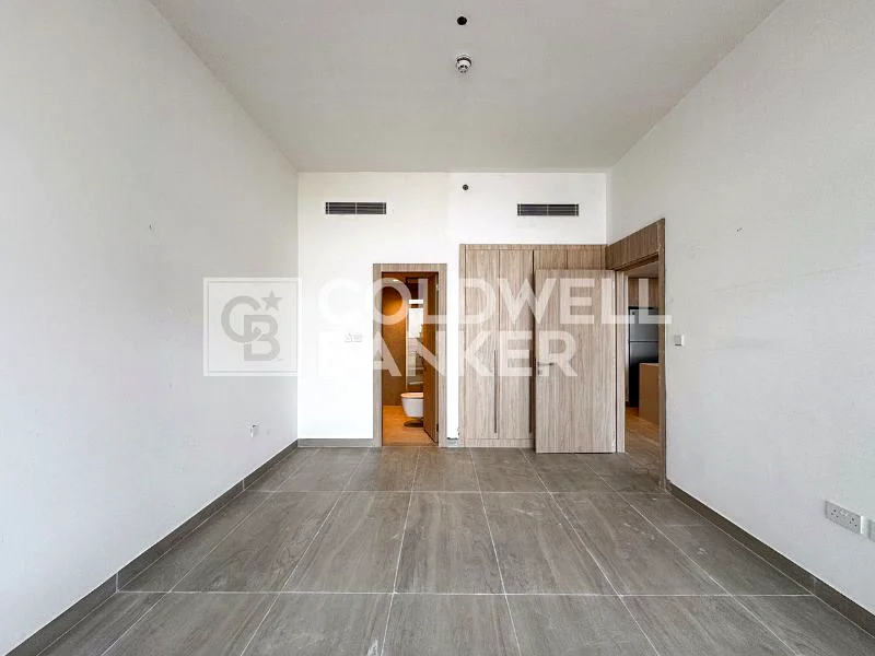 Ready To Move | Pool View | High Floor63979305434627114