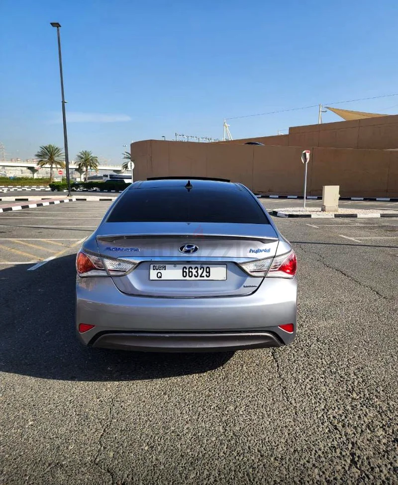 Hyundai sonata hybrid 2015 full option63406911394050113
