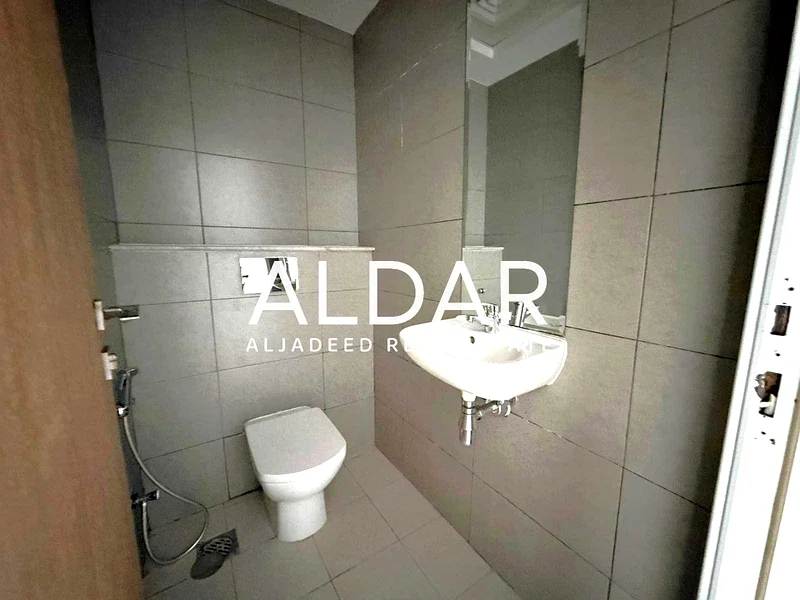 Move-In Ready | Prime Location | Spacious63788032412035114