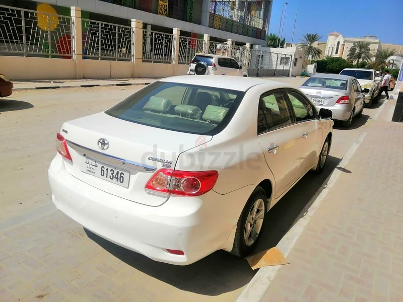 Toyota Corolla 2013 neat car63412536187907114
