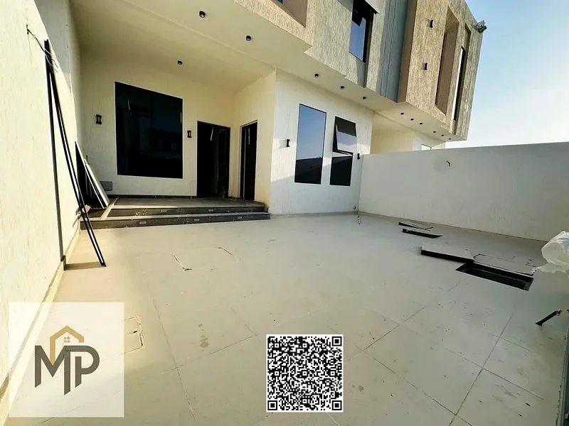 فيلا فاخرة للبيع، تشمل رسوم التسجيل ونقل الملكية. ملكية حرة.63895561981827112