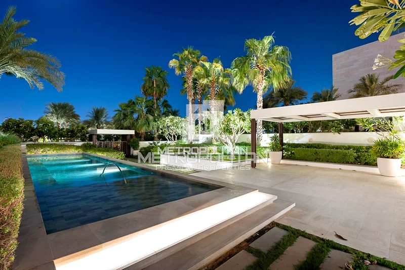 Biggest Garden Suite| Palm View | Private Elevator64010003689987111