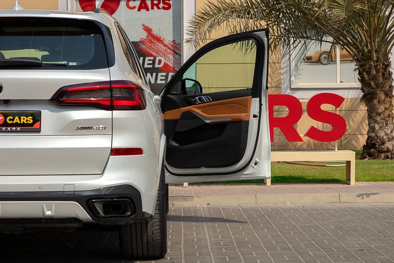 بي إم دبليو X5 xDrive40i M-Sport 2023 خليجي | ضمان الوكالة | عقد صيانة63405749466113114