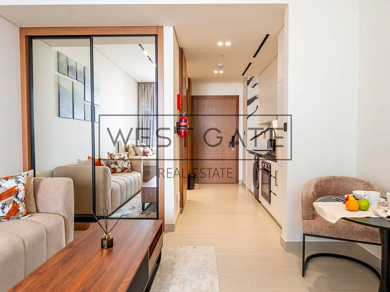 Luxurious Studio | Canal View | Vacant63793791695235113