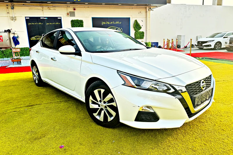 GCC specs Nissan Altima 2022 available with cash and bank financing, featuring zero down payment.63399974971523112