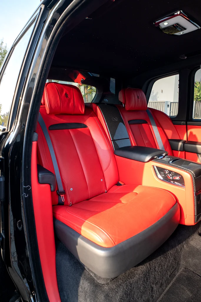 Cullinan Original BlackBadge | 2023 | GCC | Warranty and Service till 160k km | VIP SEATS|63490405551106112