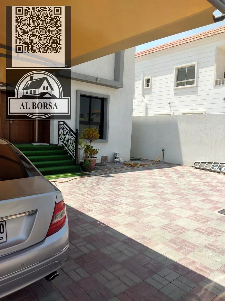 السعر يشمل جميع الأثاث وتكييف الهواء والكهرباء والمياه، بالإضافة إلى التشطيبات الشخصية. ملكية تامة لجميع الجنسيات.63868943795969111
