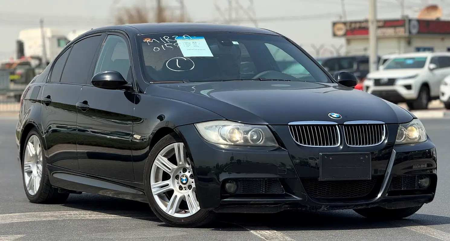 BMW 3-Series 2006 — photo 1 of 20