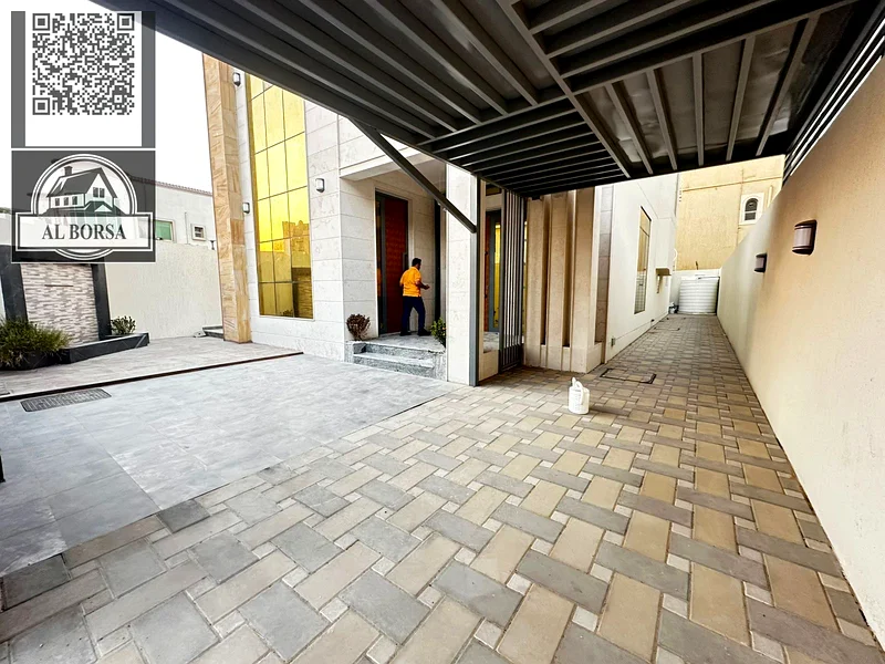 * For sale: Super deluxe residential investment villa, marble stone. Luxurious finishing and a prime location near the new mall and sewage system. Ful63870132379779112