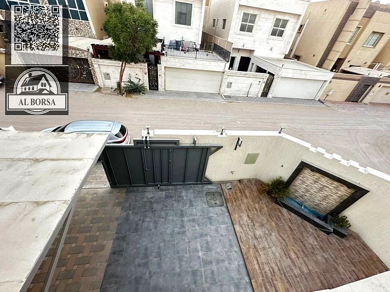 * For sale: Super deluxe residential investment villa, marble stone. Luxurious finishing and a prime location near the new mall and sewage system. Ful63870132379779114