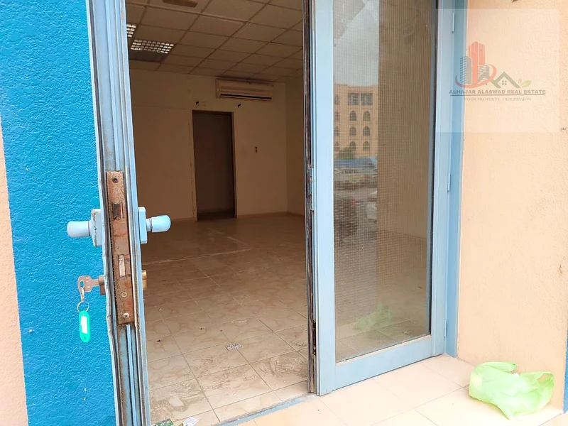Big size shop for rent in Cheap Price63616335713281111