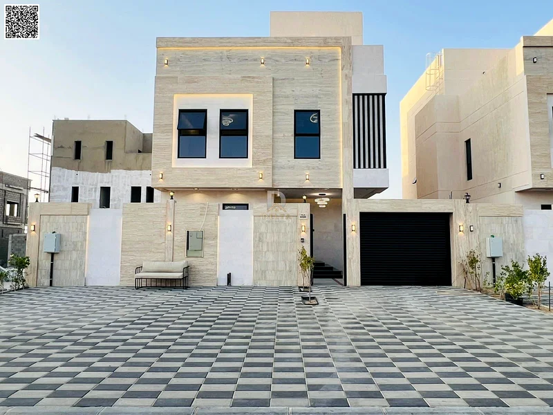 فيلا فاخرة للبيع، تشمل الماء والكهرباء وتكييف الهواء وبركة سباحة خاصة. ملكية حرة لجميع الجنسيات.63895689339777111