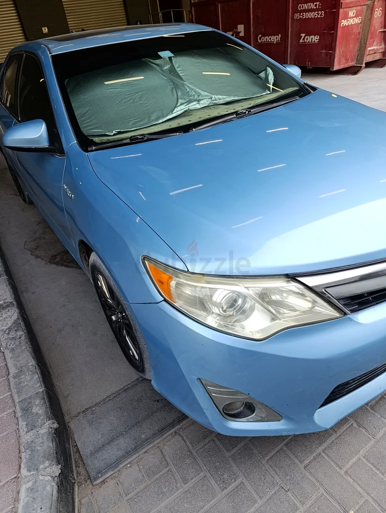 Toyota Camry Hybrid 2012 XLE full options63401309218305113