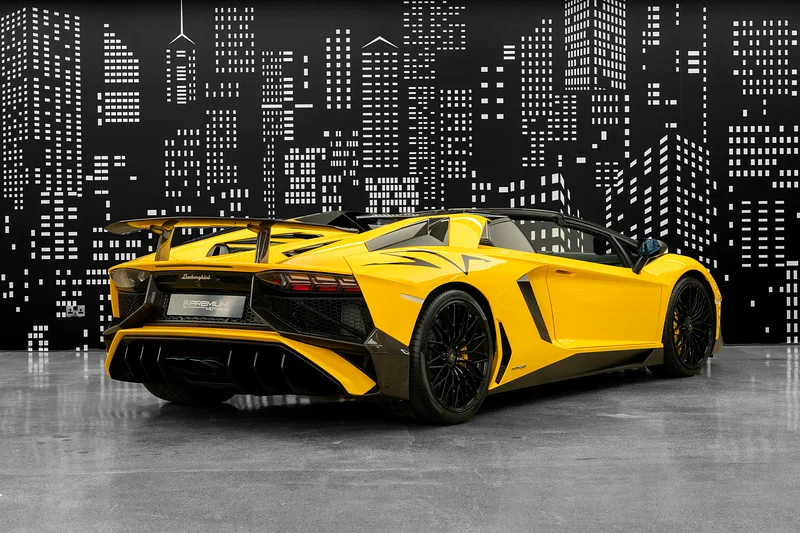 LAMBORGHINI | AVENTADOR SV ROADSTER | 1 OF 500 | GCC SPECS63490820257283111